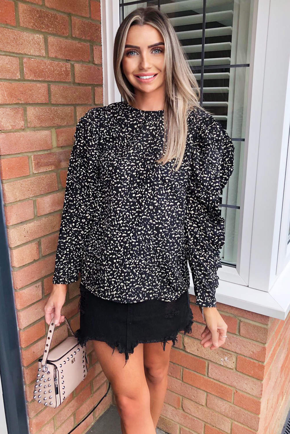 Black Printed Pleated Sleeve Top - Swimclubus