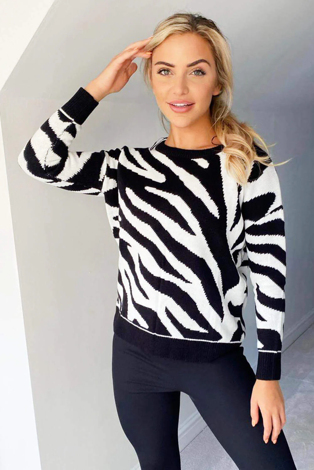 Black And White Zebra Knitted Jumper - Swimclubus