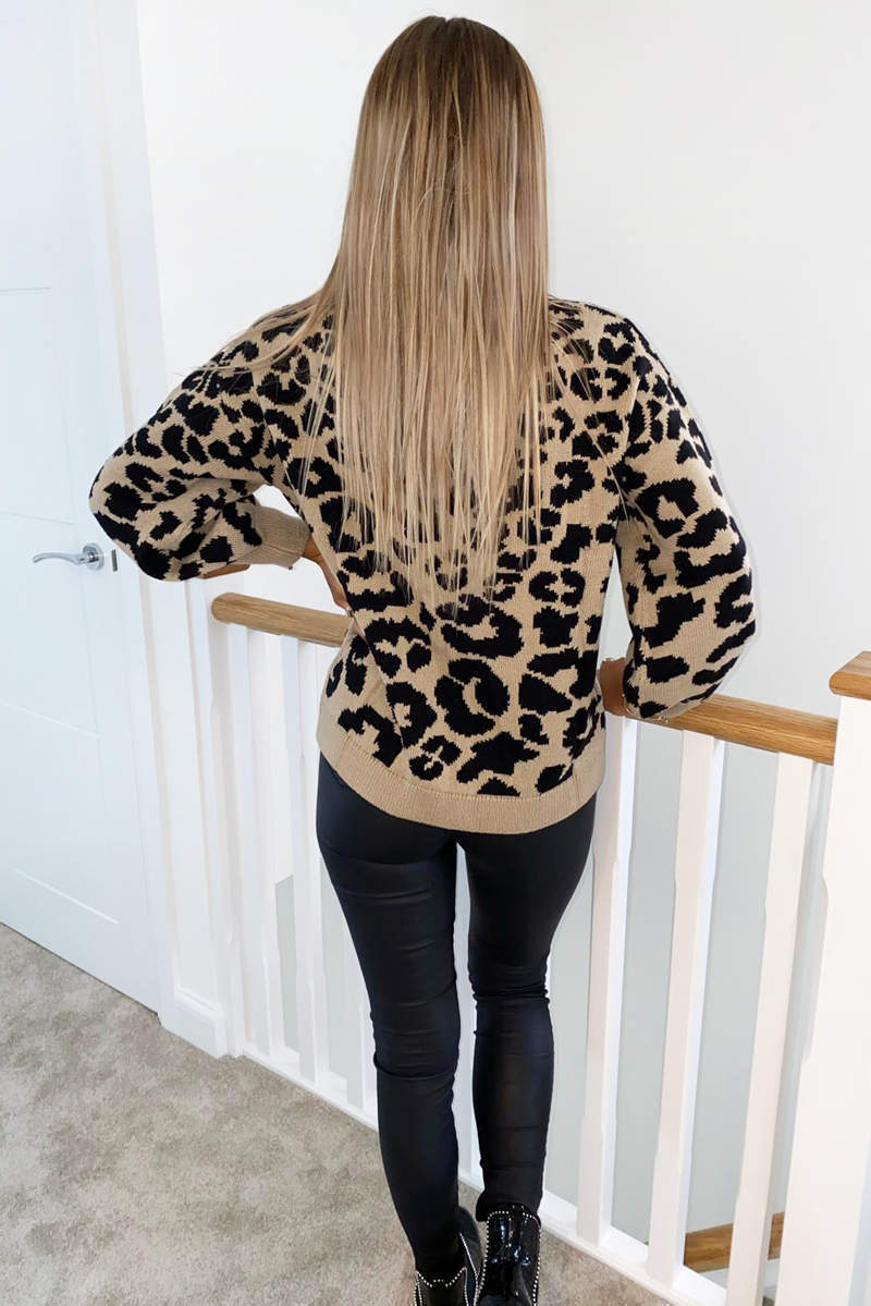 Stone Leopard Knitted Jumper - Swimclubus
