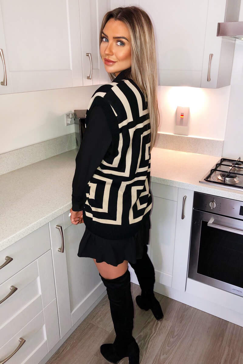 Black Large Geo Print Tank Top - Swimclubus