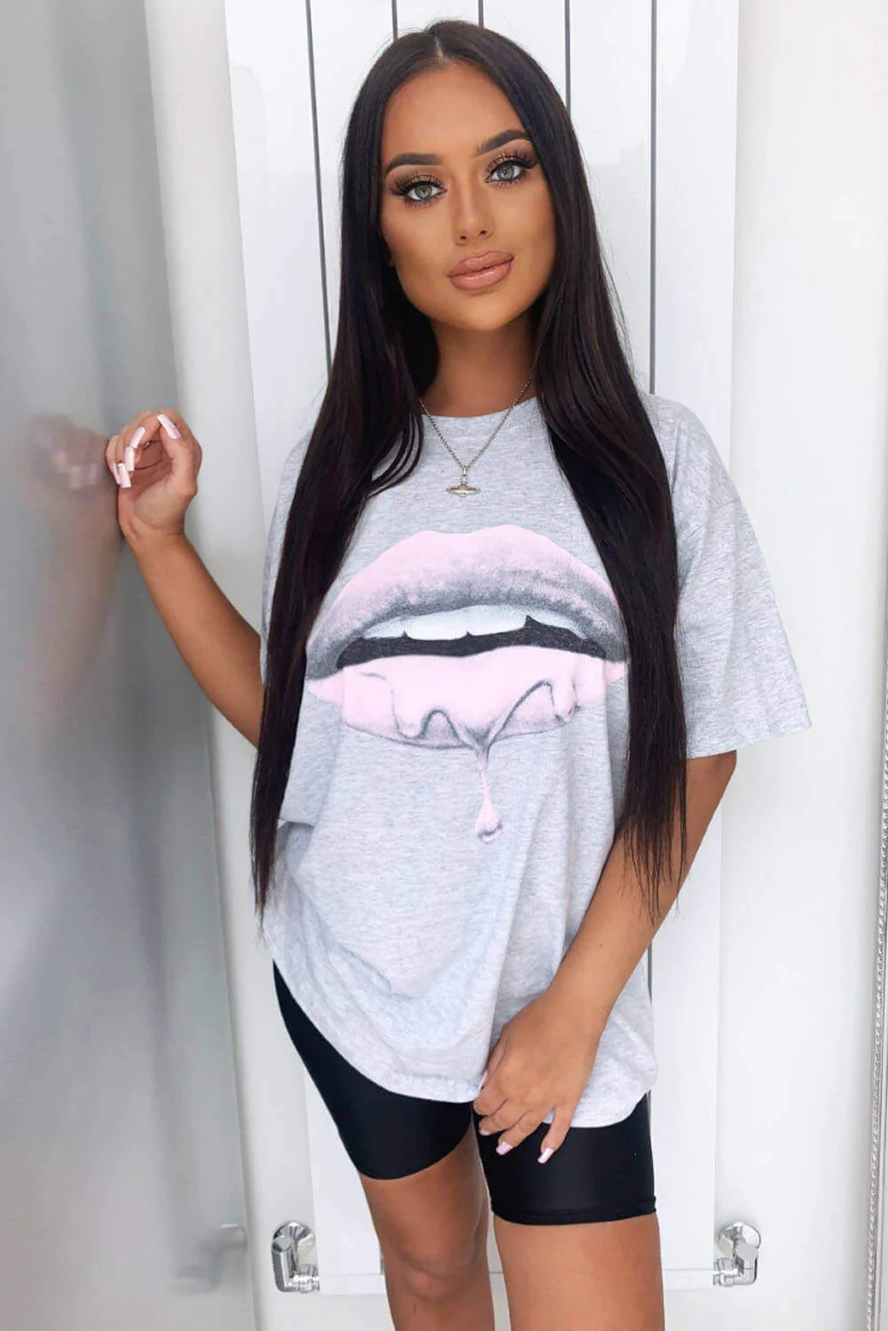 Grey Pink Lip T-Shirt - Swimclubus